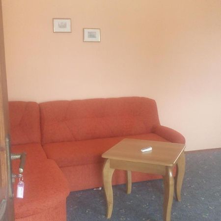 Regina'S Guesthouse Μπαλτσίκ Εξωτερικό φωτογραφία